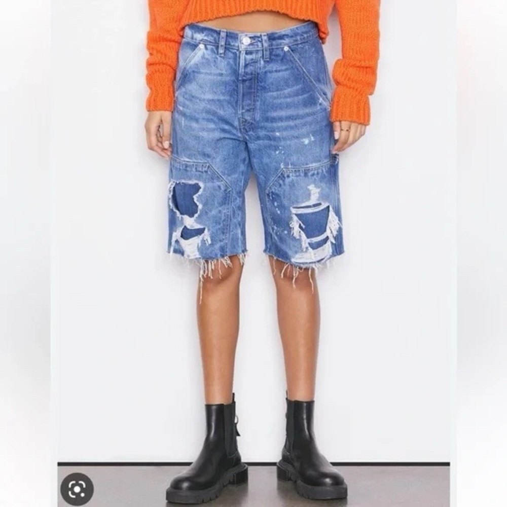 Frame Denim Le Slouch distressed Bermuda shorts in waterfalls wash. Sz 31